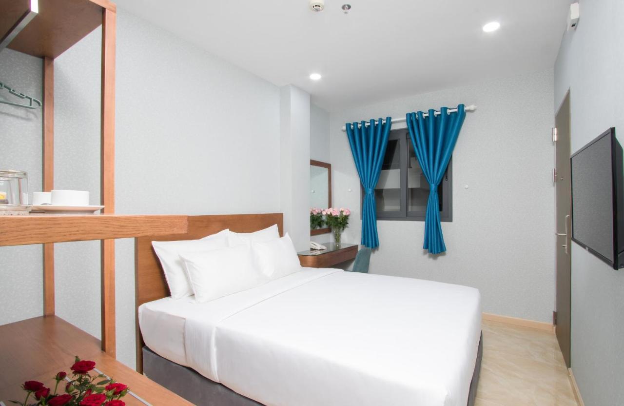 Piano Khách sạn TP. Hồ Chí Minh
